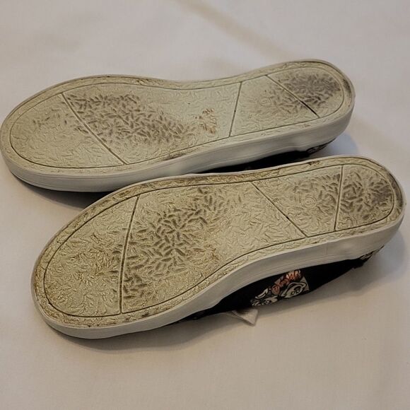 The Bradford exchange Mikey and Minnie Sneakers size 9 - Picture 7 of 9